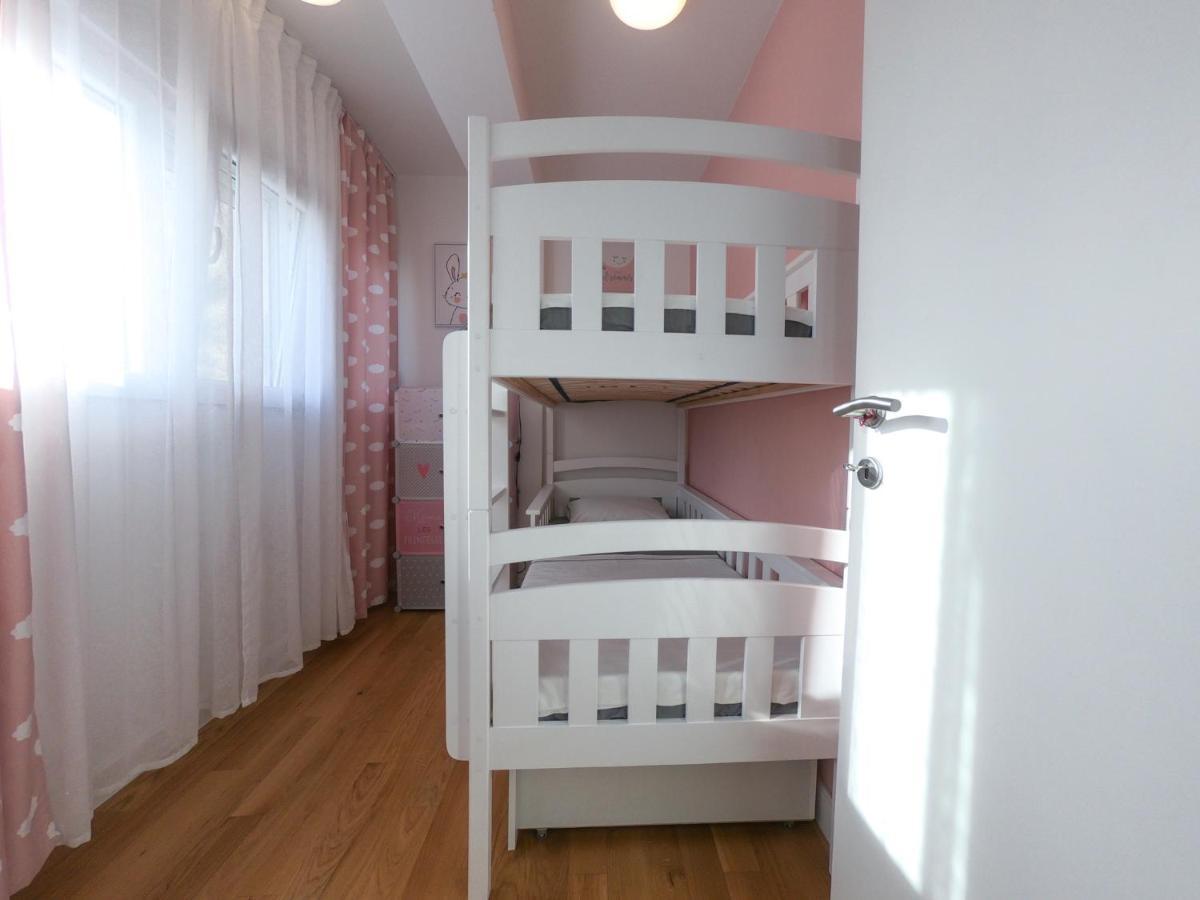Apartment Elena ซาดาร์ ภายนอก รูปภาพ
